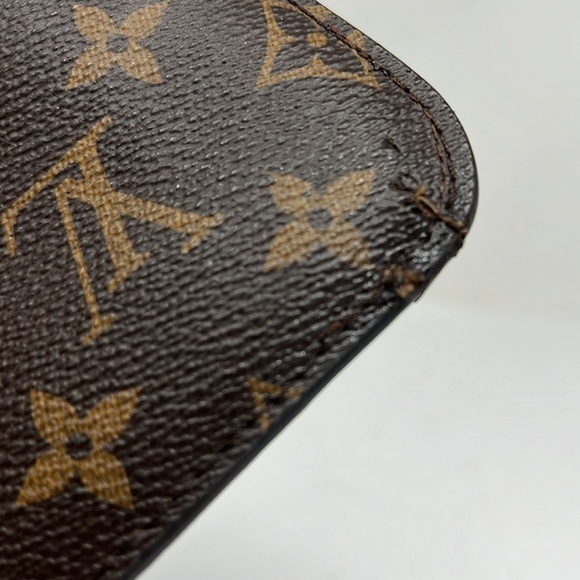 Louis Vuitton Monogram Beige Neverfull MM Zip Pouch Wristlet - Picture 4 of 16